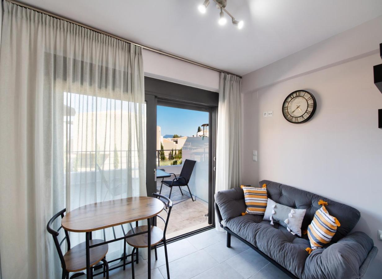 Angelica'S And Irene'S Design Apartments Swimming Pool Νικιάνα Εξωτερικό φωτογραφία