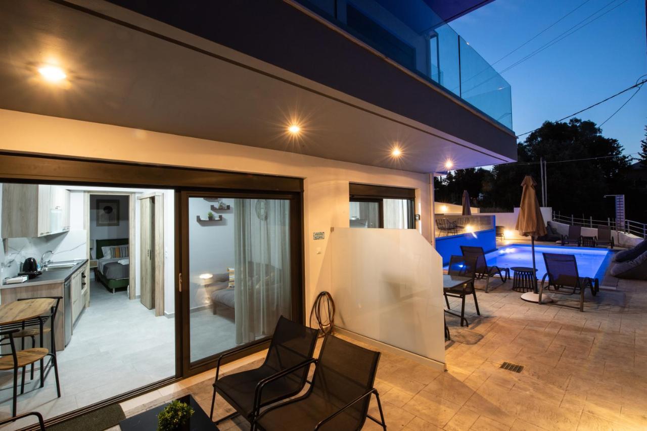 Angelica'S And Irene'S Design Apartments Swimming Pool Νικιάνα Εξωτερικό φωτογραφία