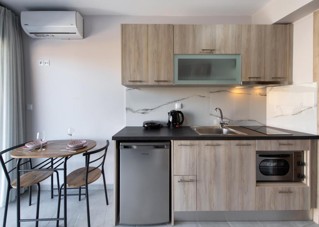 Angelica'S And Irene'S Design Apartments Swimming Pool Νικιάνα Εξωτερικό φωτογραφία